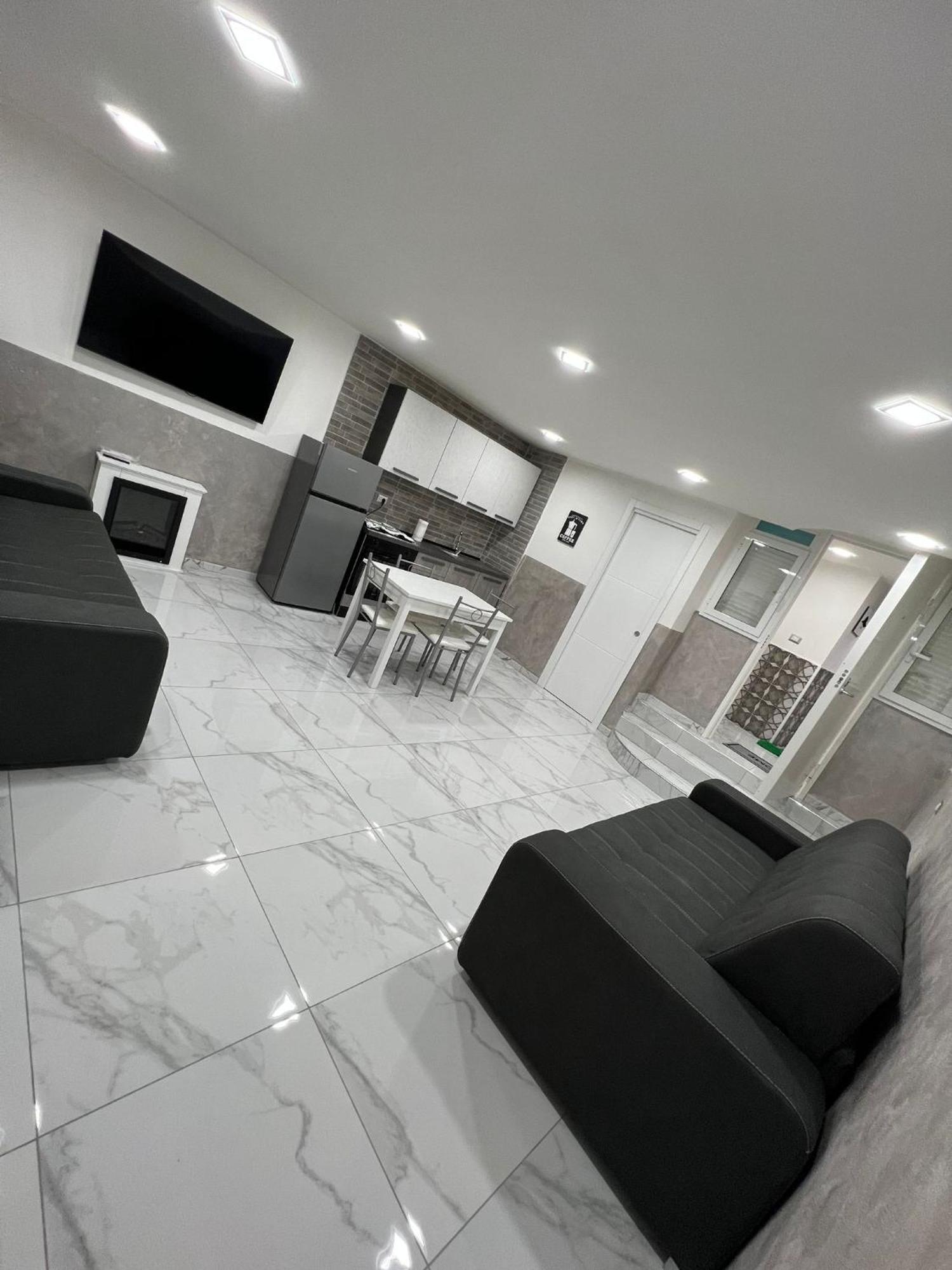 Krizia House 2 Apartment Naples